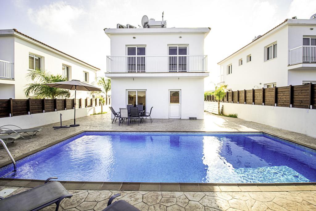 Nissi Villa Gintare Ayia Napa Exterior photo