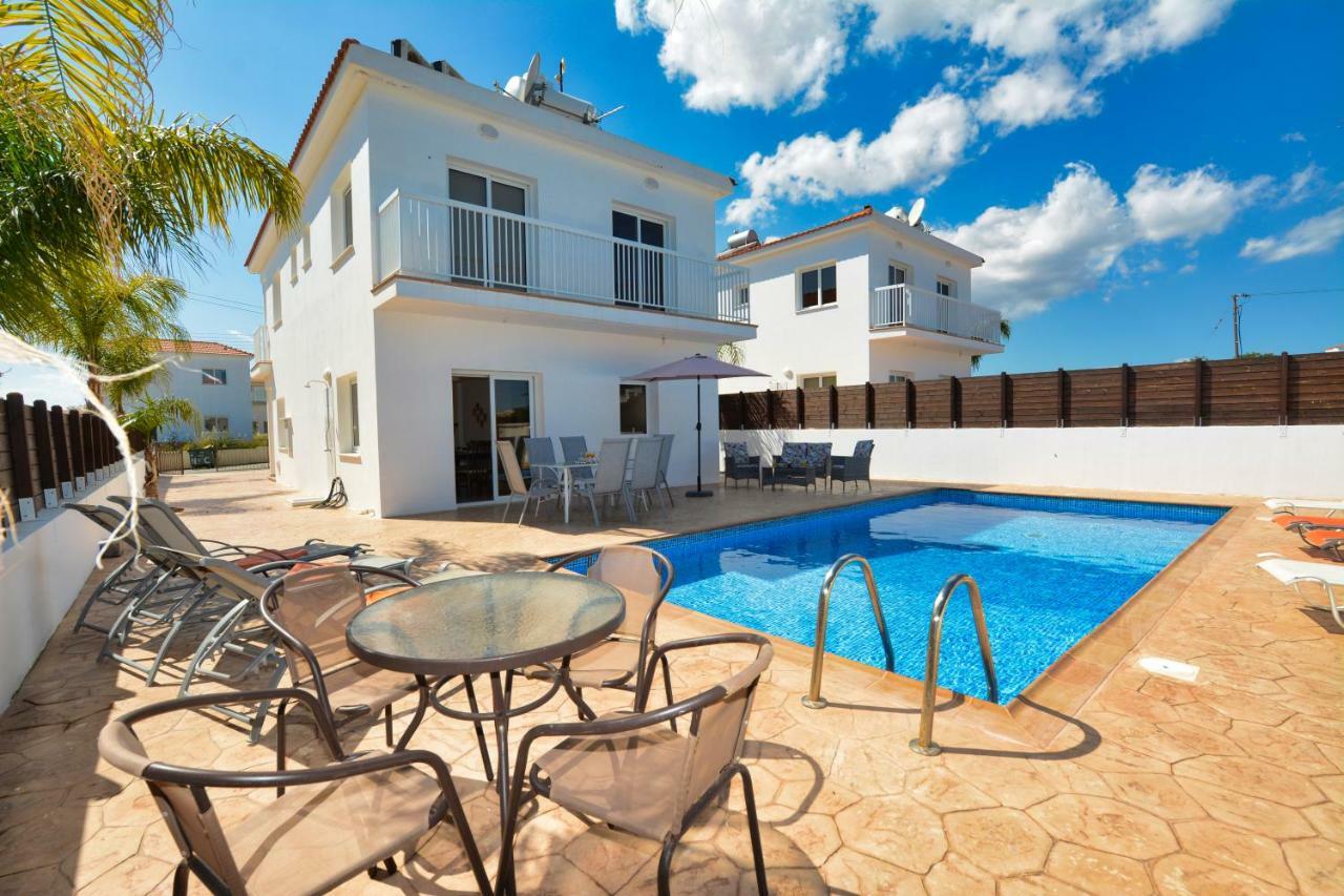 Nissi Villa Gintare Ayia Napa Exterior photo