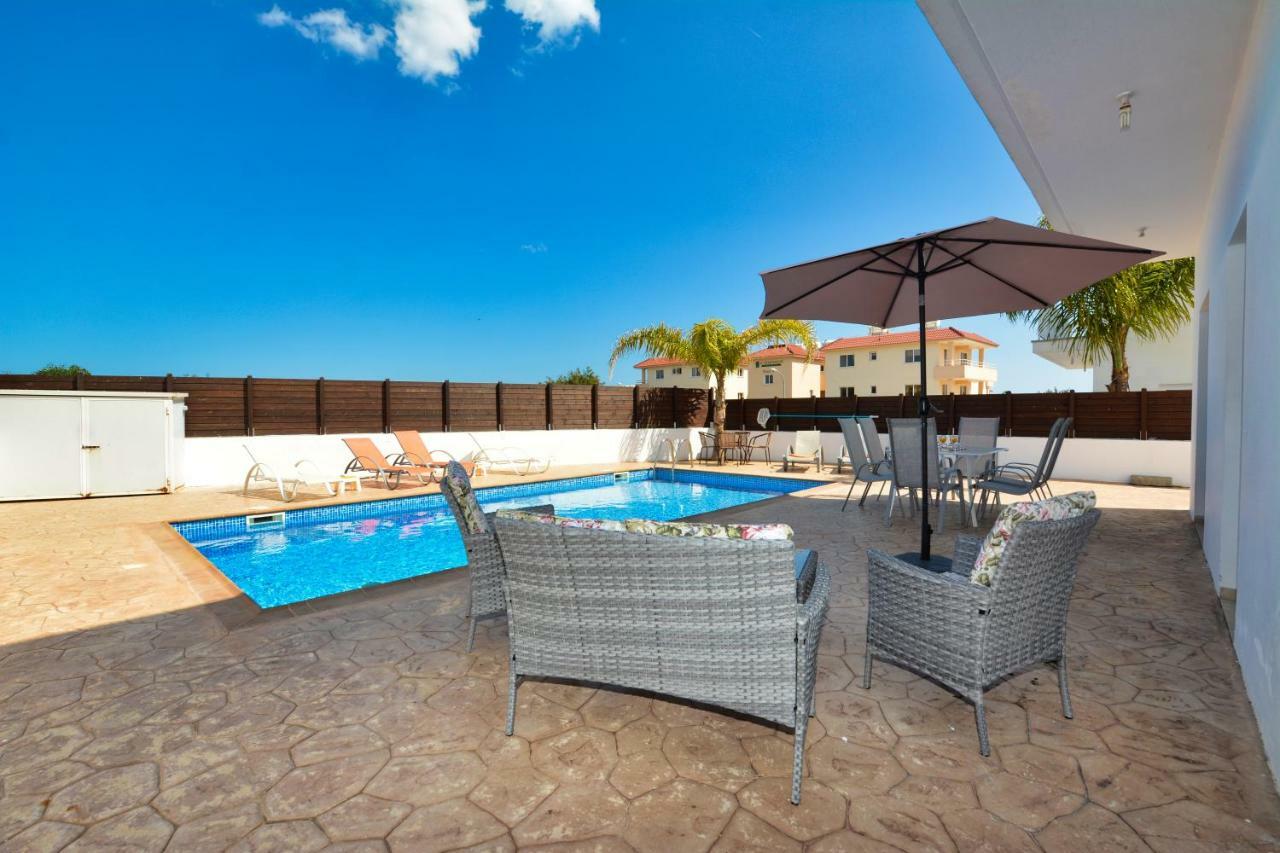 Nissi Villa Gintare Ayia Napa Exterior photo
